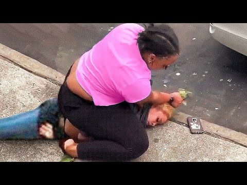 Øjeblikkelig karma fanget på kamera: latterlige uheld og fejltagelser!